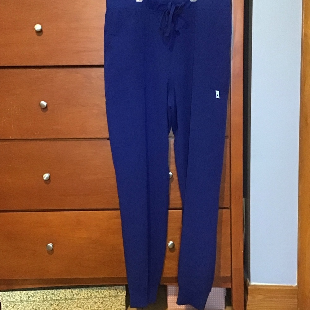 Scrubstar joggers